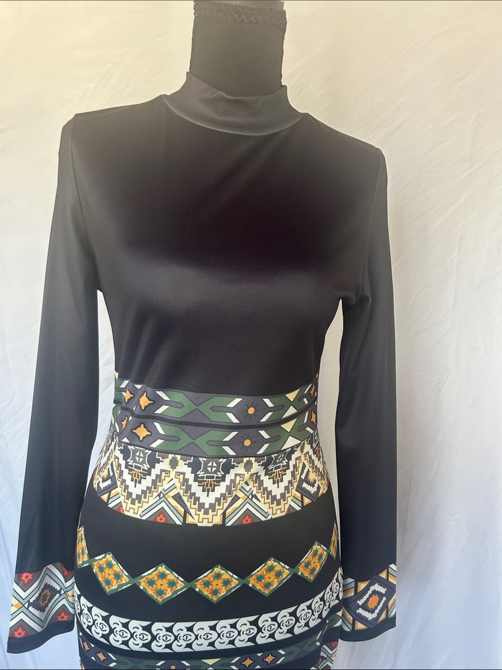 Black Long-Sleeve Patterned Waist and Hem Midi Dress